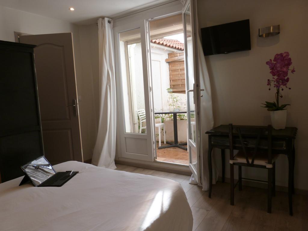 Blue Hotel La Seyne-sur-Mer Ruang foto